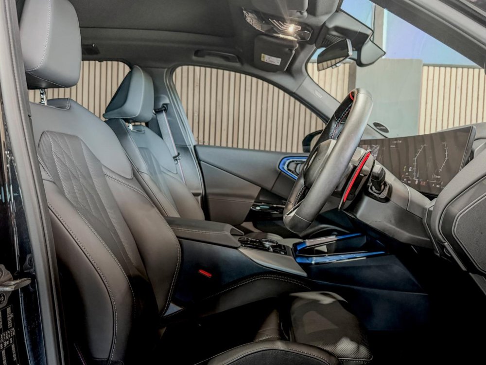 Photo 9 of 17