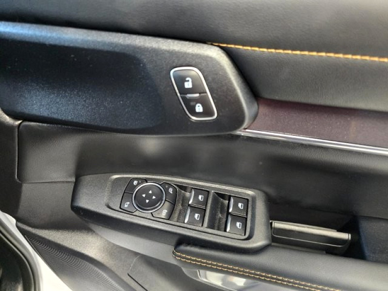 Photo 28 of 30