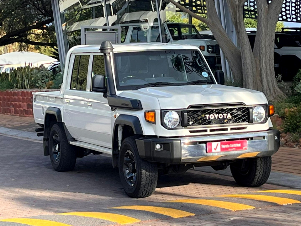 Photo 2 of 15
