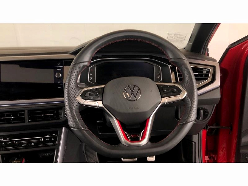 Photo 27 of 28