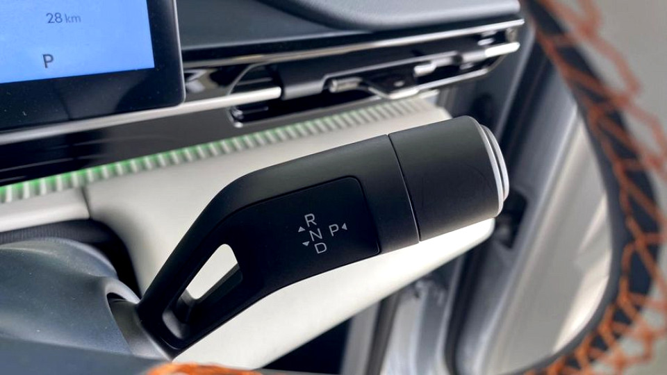 Photo 21 of 24