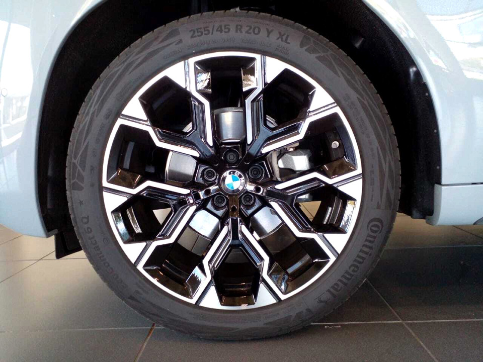 Photo 8 of 20