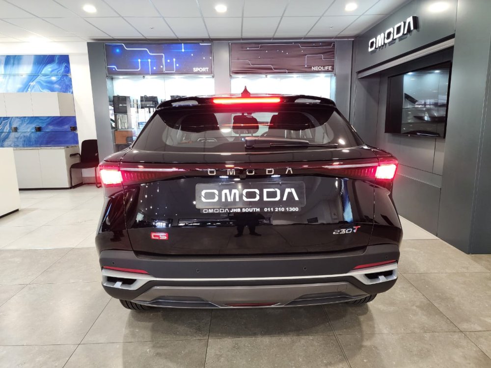 Photo 6 of 18