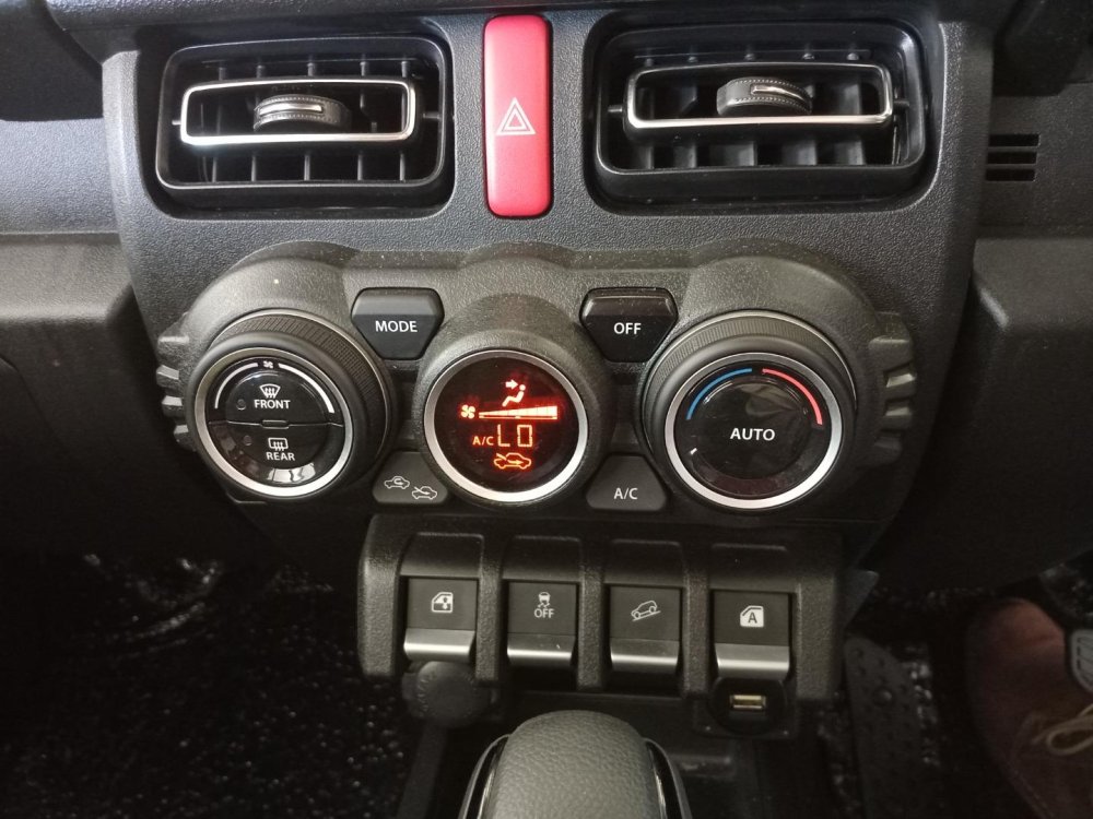 Photo 19 of 24
