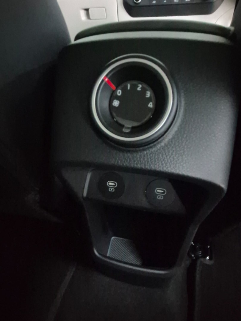 Photo 9 of 28