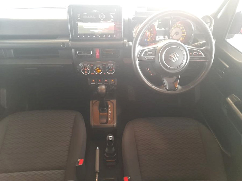 Photo 18 of 25