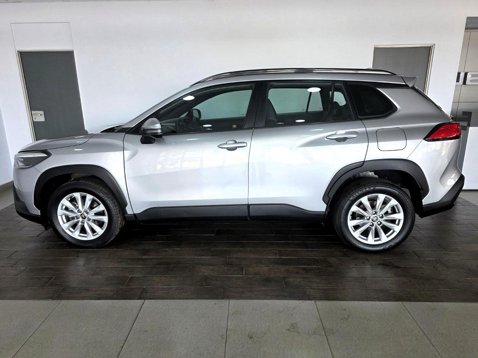 Photo 7 of 21