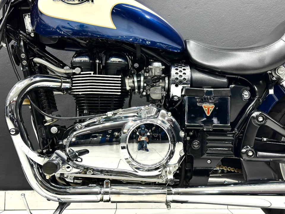 Photo 8 of 16