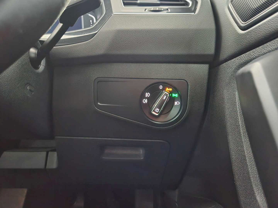 Photo 18 of 20