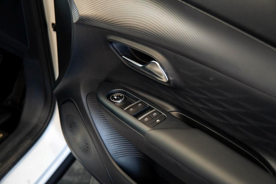 Photo 13 of 19