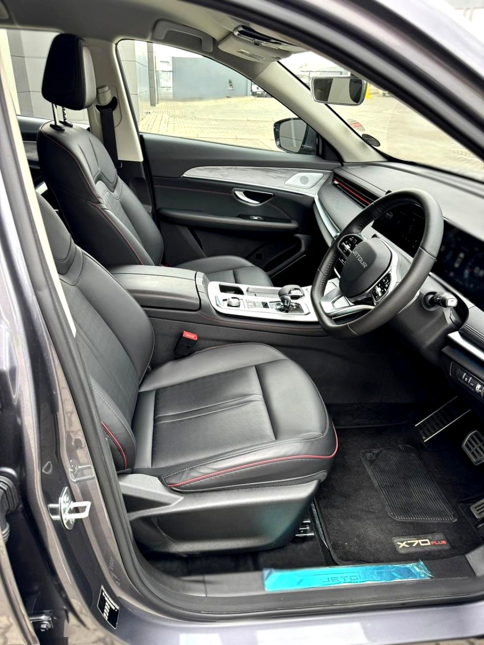 Photo 14 of 24