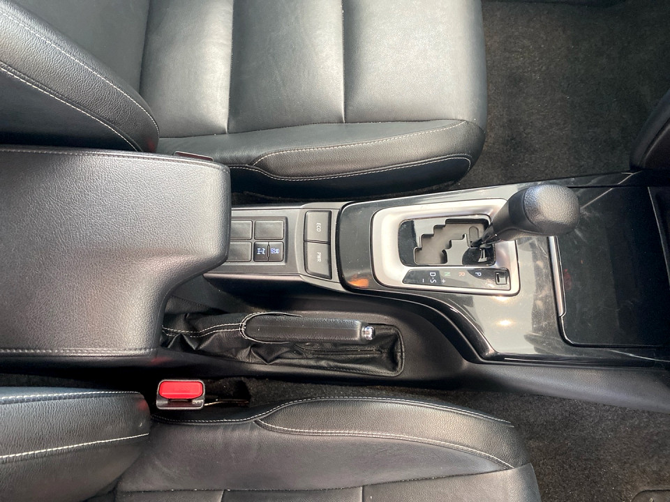 Photo 12 of 24