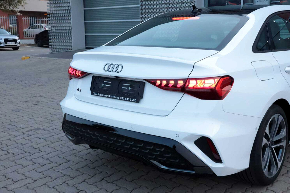 Photo 8 of 19