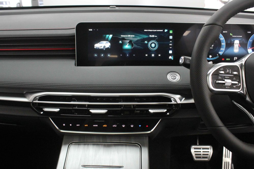 Photo 11 of 21