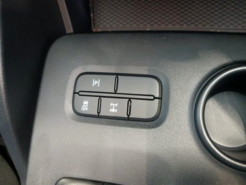 Photo 18 of 30