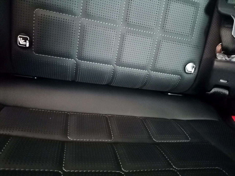Photo 14 of 20