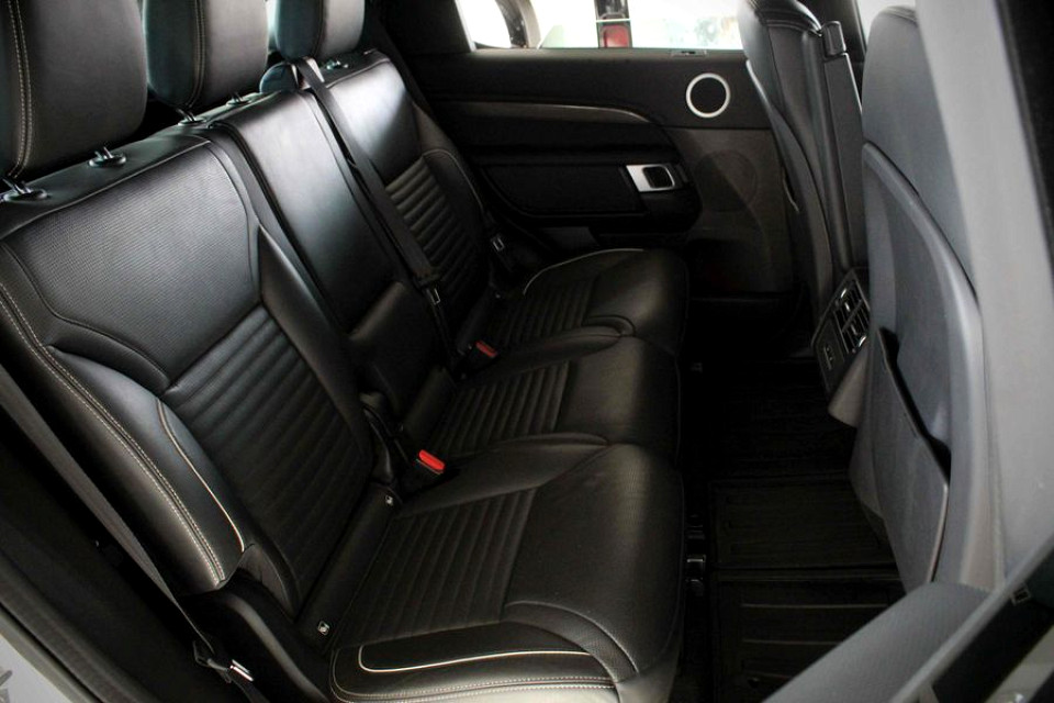 Photo 18 of 19