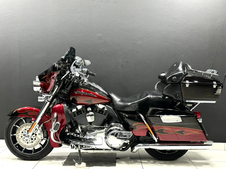 Photo 3 of 19