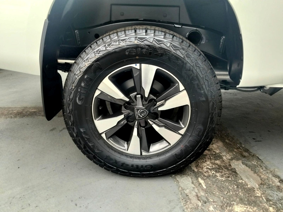 Photo 5 of 10