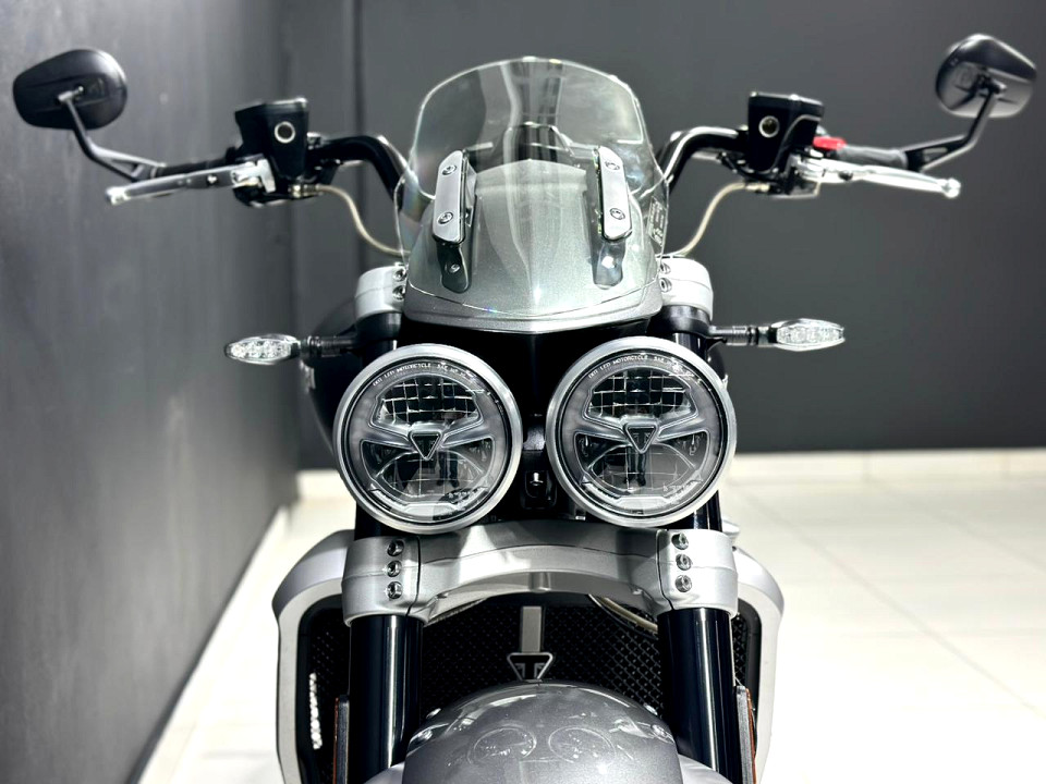 Photo 15 of 16