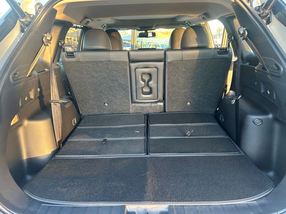Photo 10 of 20