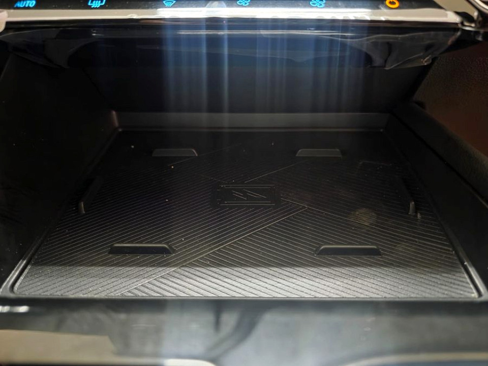Photo 19 of 21