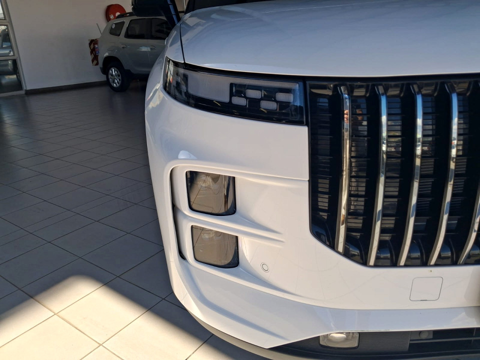 Photo 9 of 14