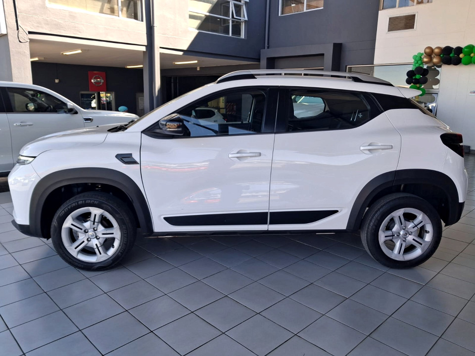 Photo 4 of 13