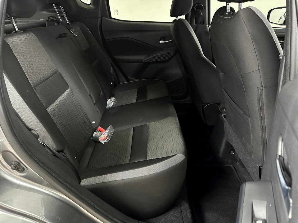 Photo 8 of 16