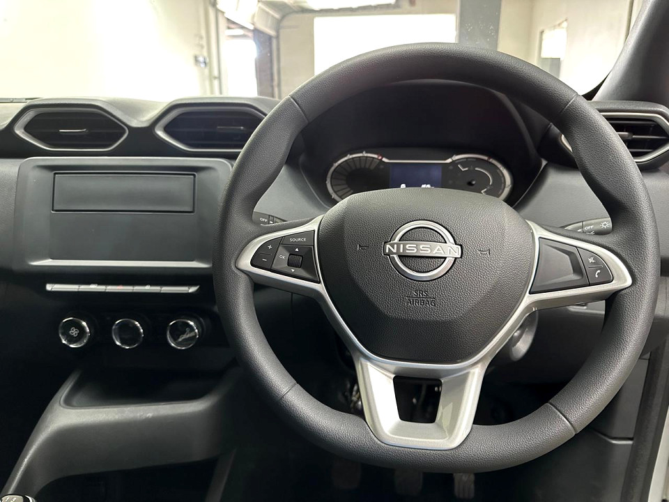 Photo 10 of 16