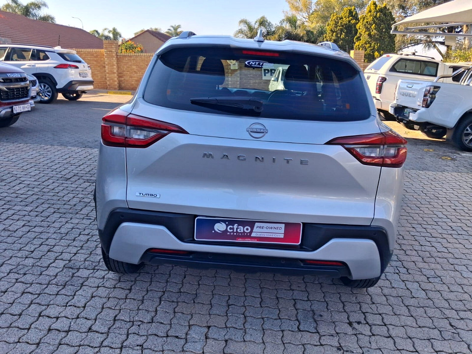 Photo 5 of 19
