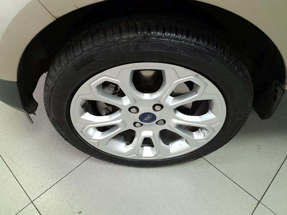 Photo 10 of 20