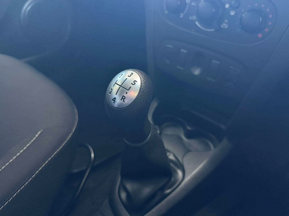 Photo 18 of 20