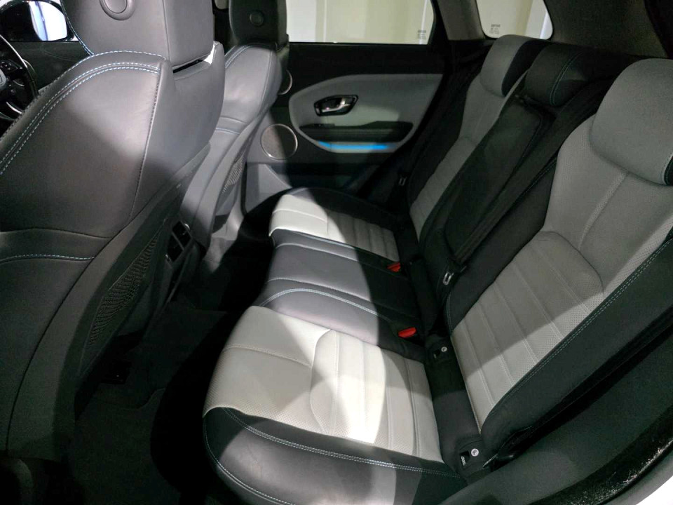 Photo 17 of 21