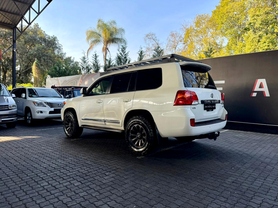 Photo 3 of 19