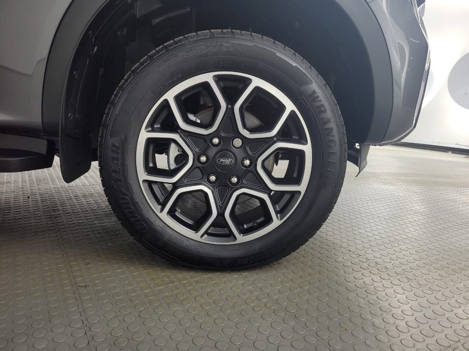 Photo 9 of 25