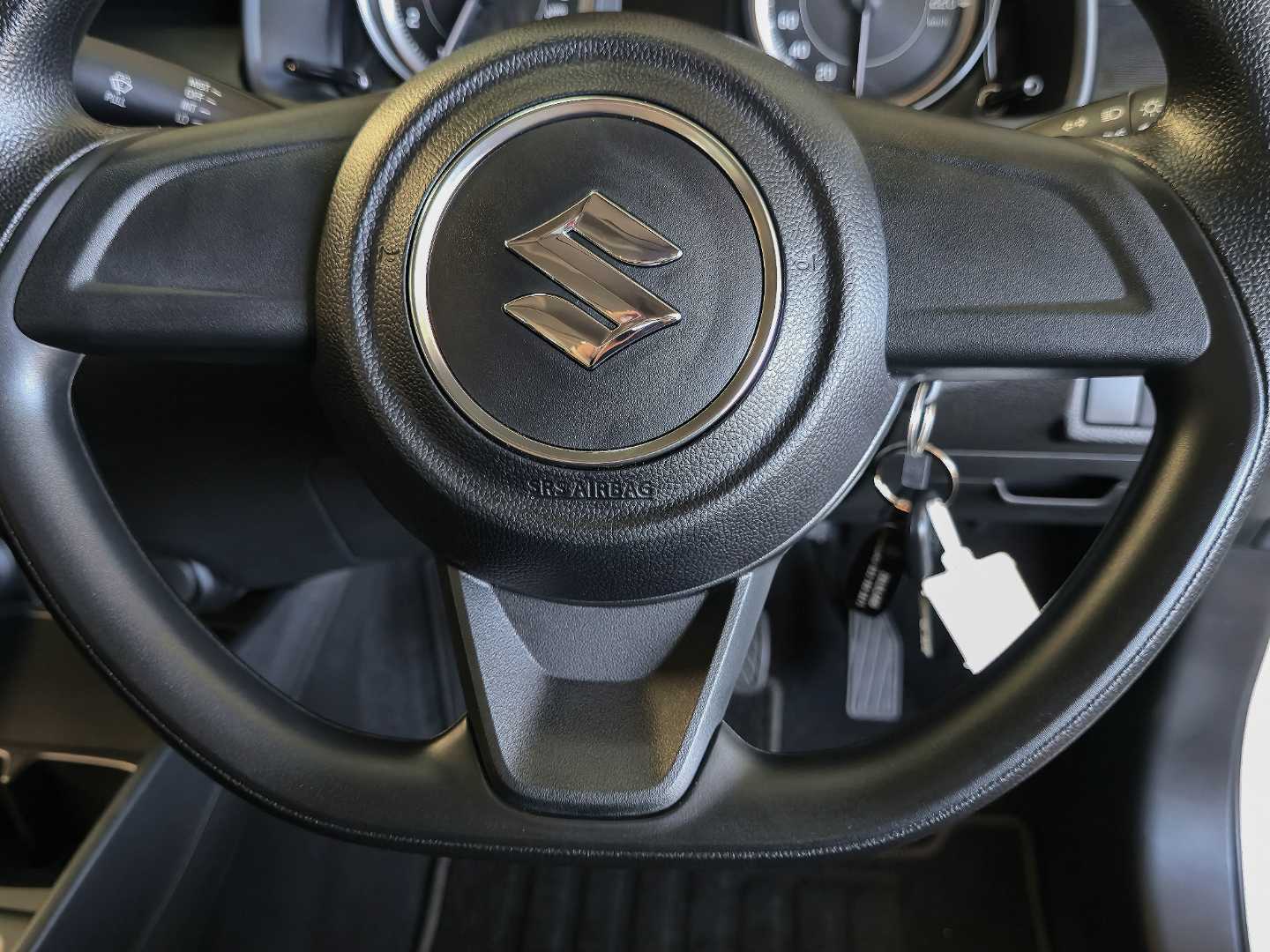 Photo 4 of 18