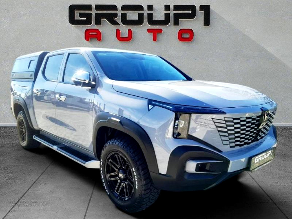 Photo 1 of 18
