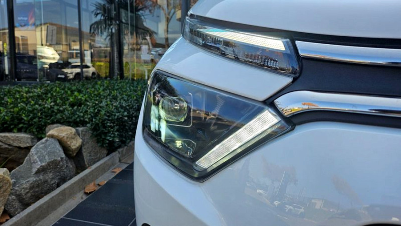 Photo 12 of 20