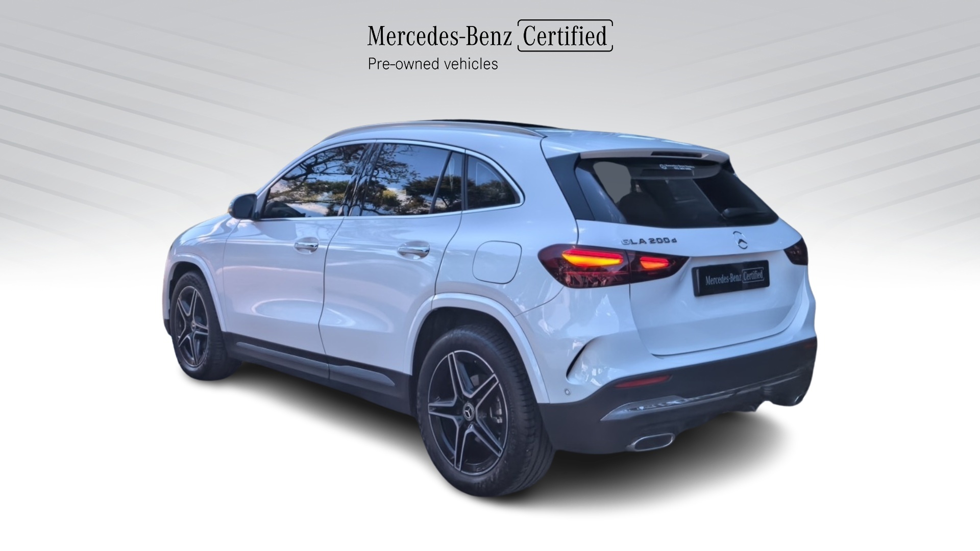 Photo 9 of 23