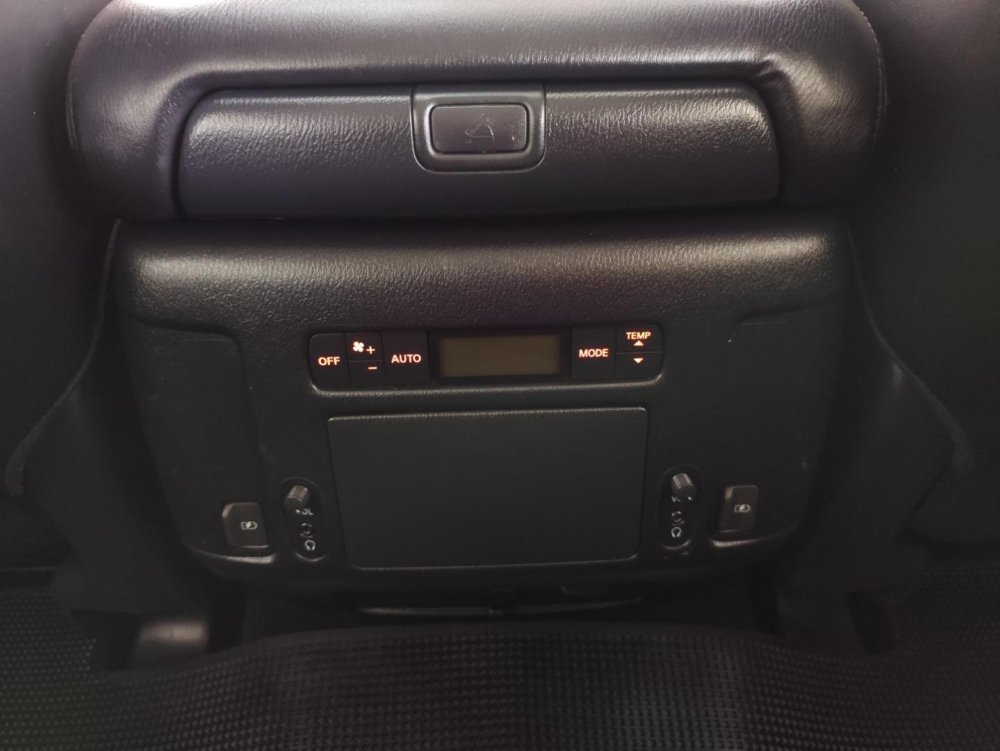 Photo 14 of 22
