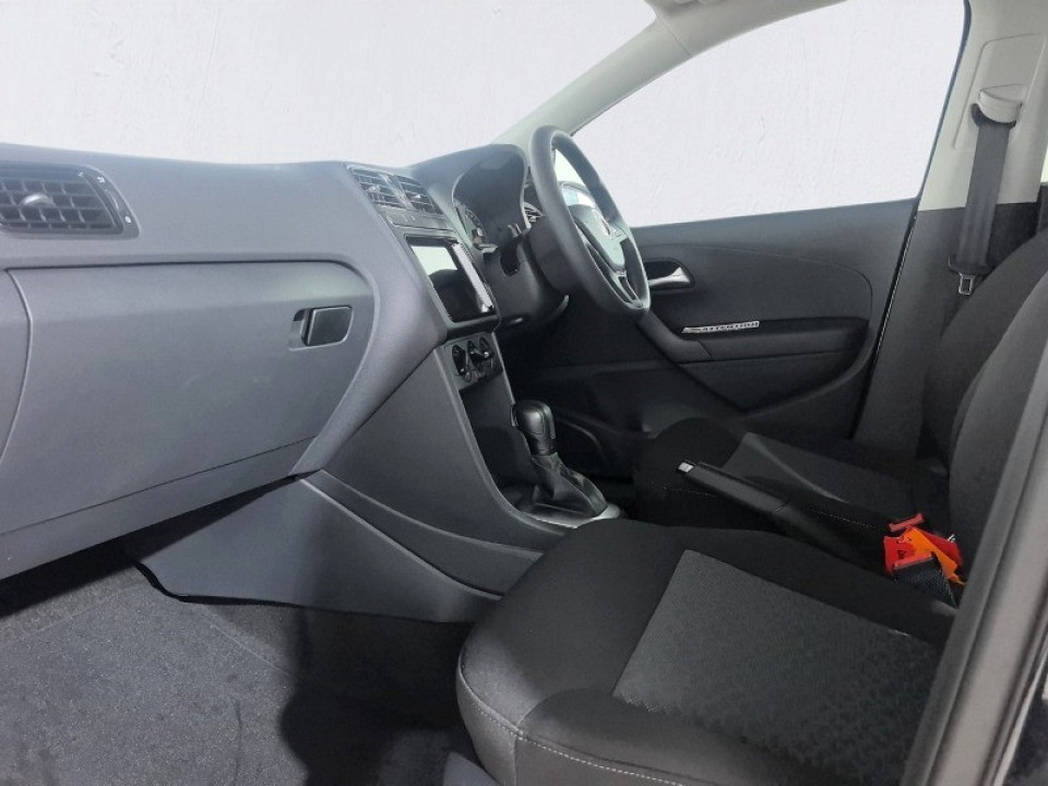 Photo 13 of 14
