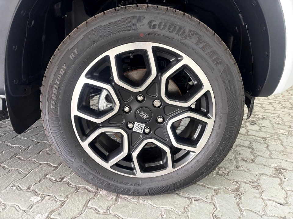 Photo 19 of 20