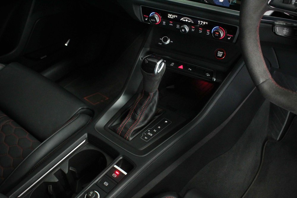 Photo 13 of 25