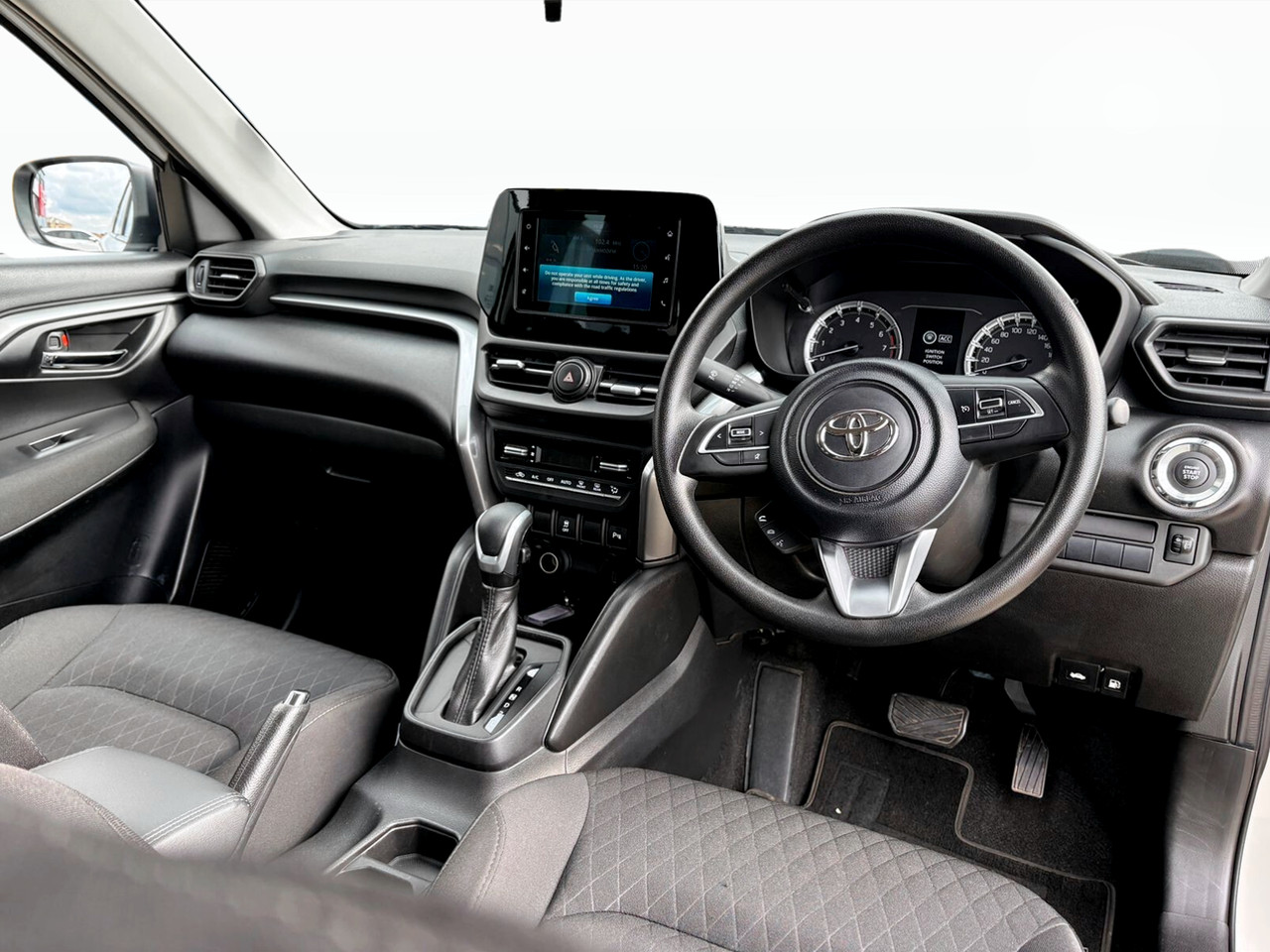 Photo 16 of 18