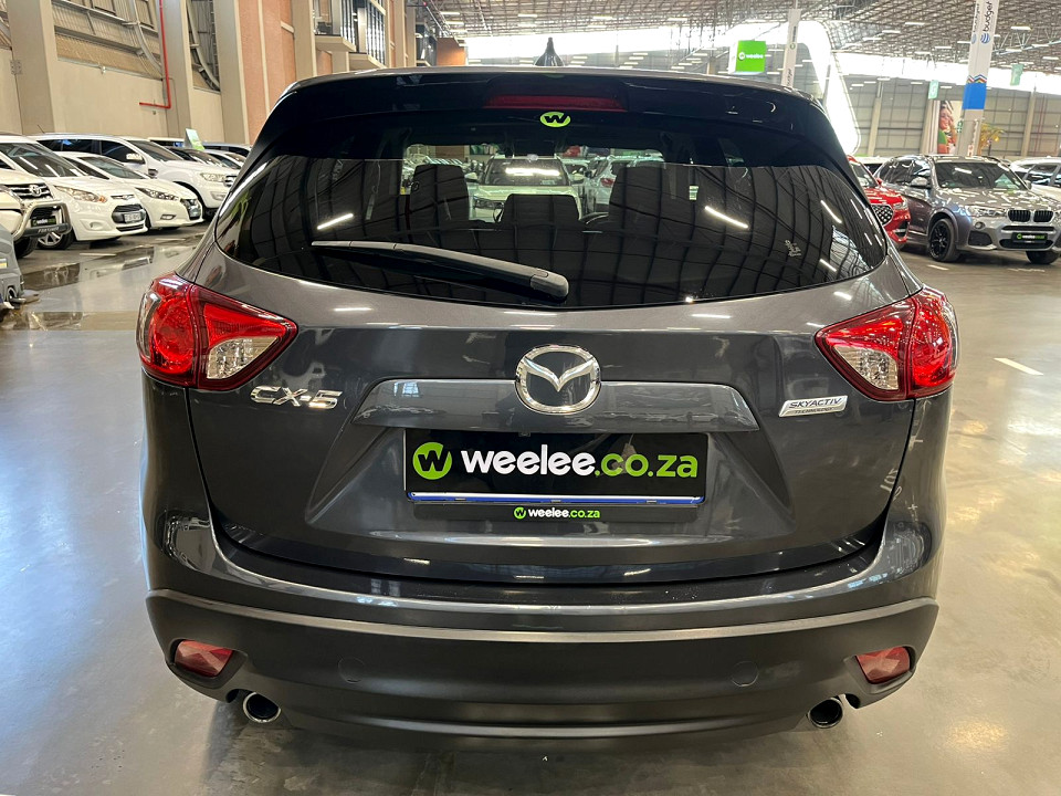 Photo 4 of 16
