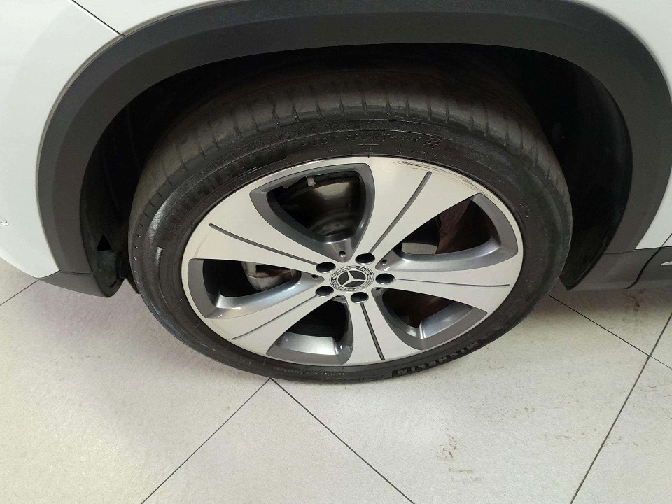 Photo 10 of 20