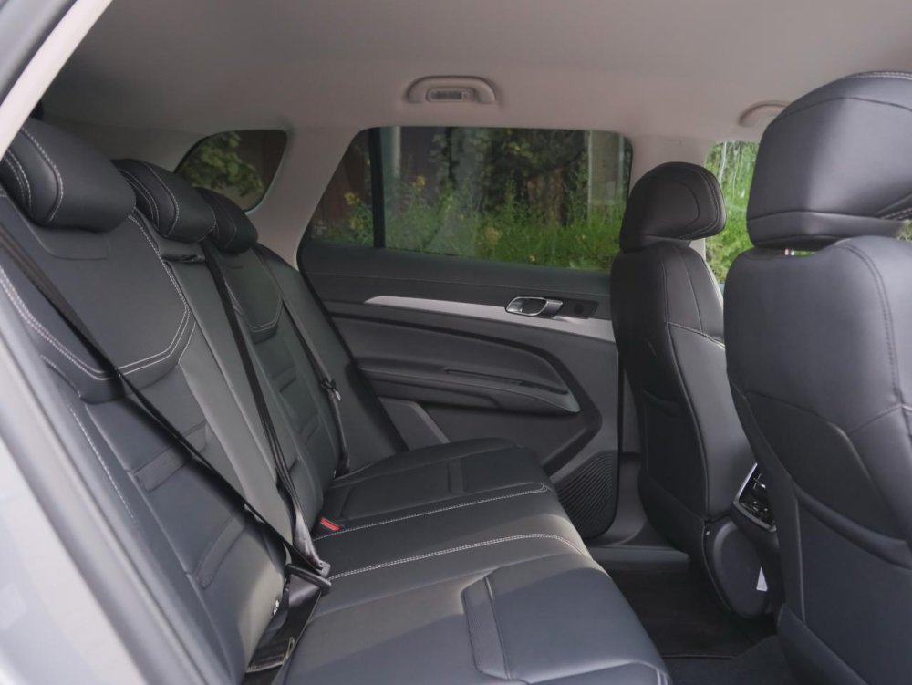 Photo 14 of 25