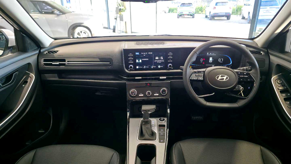 Photo 2 of 15