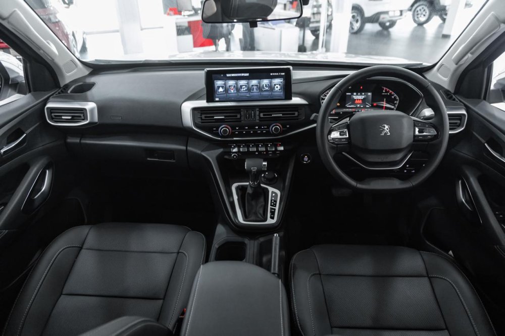 Photo 13 of 16